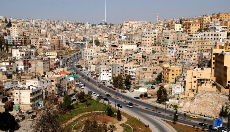 الخميس يكون الطقس معتدل الحرارة في أغلب المناطق، وحارا نسبيًا في الأغوار والعقبة