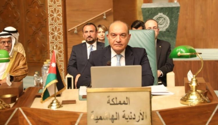 السفير العضايلة يترأس الوفد الأردني في الاجتماعات التحضيرية لمجلس جامعة الدول العربية