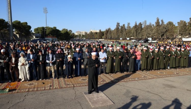 الأردنيون يؤدون صلاة الاستسقاء في جميع مساجد المملكة