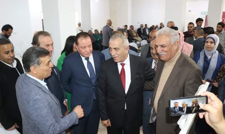 وزير الثقافة يفتتح مركز الفنون في مادبا