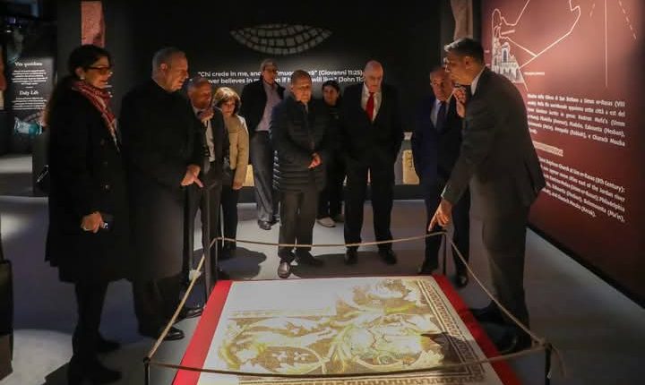 افتتاح معرض “الأردن: فجر المسيحية” في روما برعاية ملكية سامية وحضور رسمي رفيع