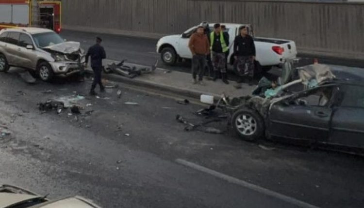 حادث سير مروع ما بعد جسر أبو علندا يخلف 11 إصابة