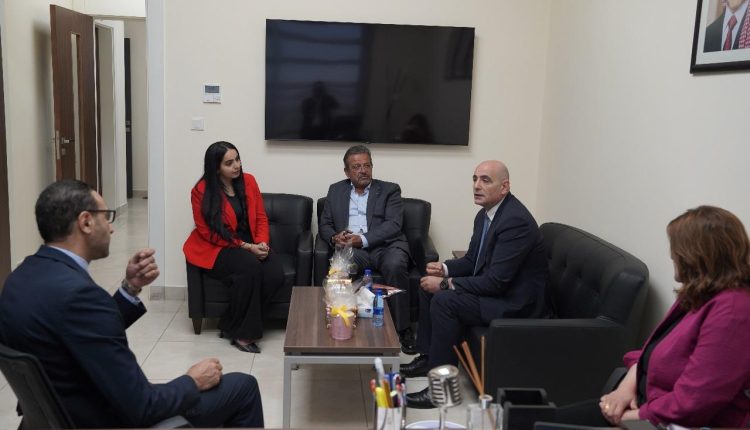 مدير هيئة تنشيط السياحة في “جامعة الشرق الأوسط” لإطلاق مسارات تعاون بنّاءة