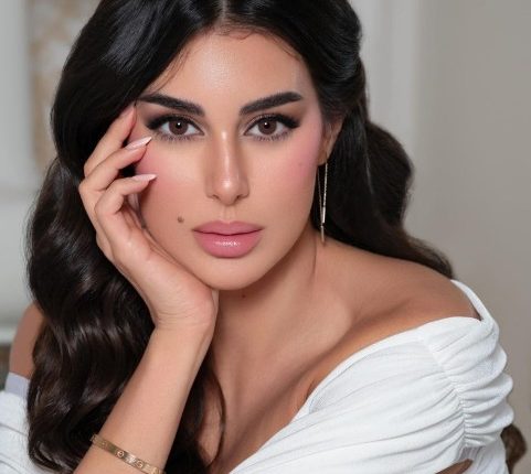 الفنانه ياسمين صبري: أناقة المرأة لا تعني التخلي عن شخصيتها، بل هي وسيلة للتعبير عنها