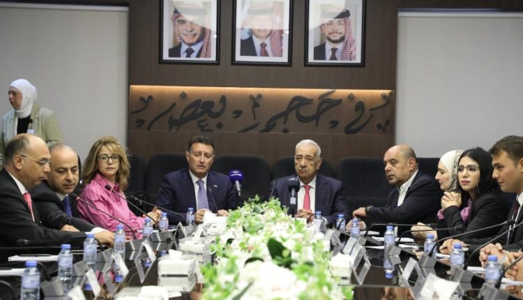 رئيس مجلس النواب: الجبهة الداخلية المحصنة هي العنوان والسر في قوتنا