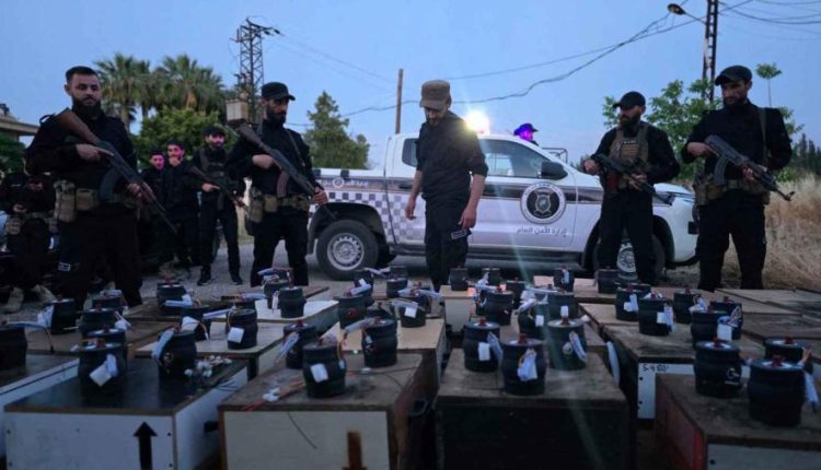 وزارة الداخلية السورية :ضبط مستودعاً ضخماً للعبوات الناسفة