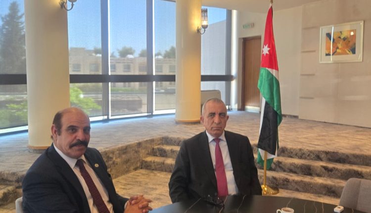 وزير الثقافة معالي الرواشده يلتقي رئيس اتحاد الكتّاب العدوان