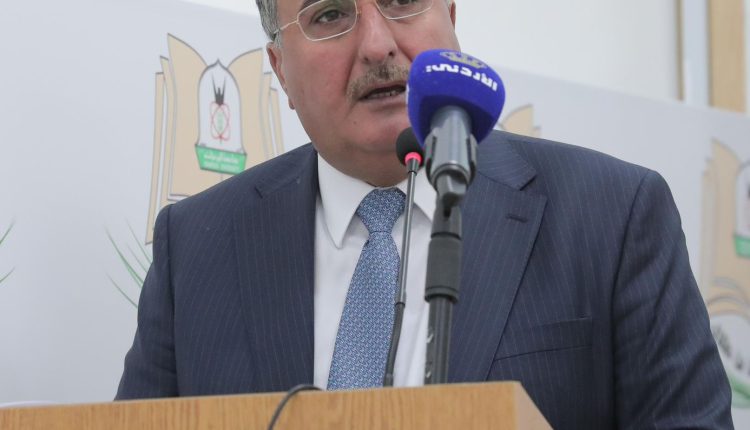 الخصاونة: الملك وولي العهد يؤكدان دوما الإهتمام بالشباب