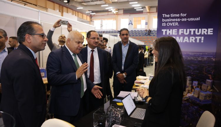 وزير العمل يفتتح المعرض الوظيفي الرابع عشر في الجامعة الألمانية الأردنية