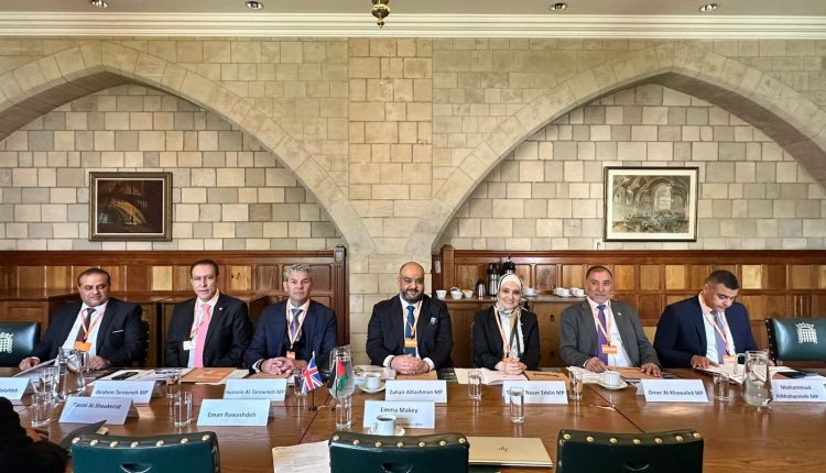 وفد نيابي أردني يزور مجلس البرلمان البريطاني بدعوة رسمية.  نواب الأردن شريك استراتيجي في استقرار المنطقة.