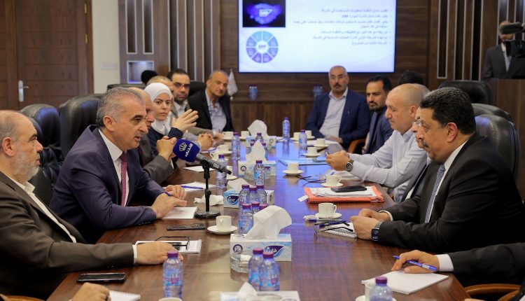 “الطاقة النيابية” تزور شركة الكهرباء