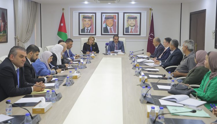 ” الإدارية النيابية” تناقش أسس الاستقطاب والتعيين للوظائف الحكومية