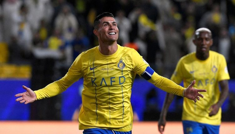 الهلال يتوصل إلى اتفاق نهائي مع رونالدو!