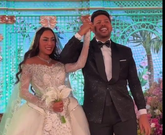 محمد شاهين نجم ستار أكاديمي يحتفل بزفافه على المنتجة الإماراتية الظنحاني