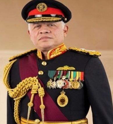 الأردنيون يحتفلون بالذكرى الـ 26 لعيد الجلوس الملكي