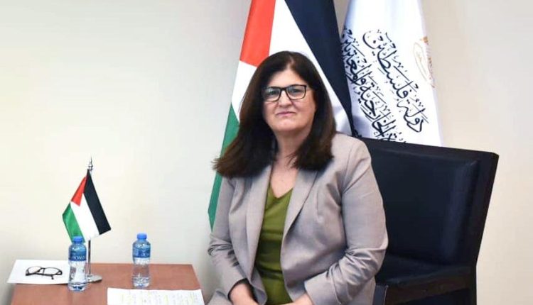 الرئيس الفلسطيني يعين وزير خارجية جديدا