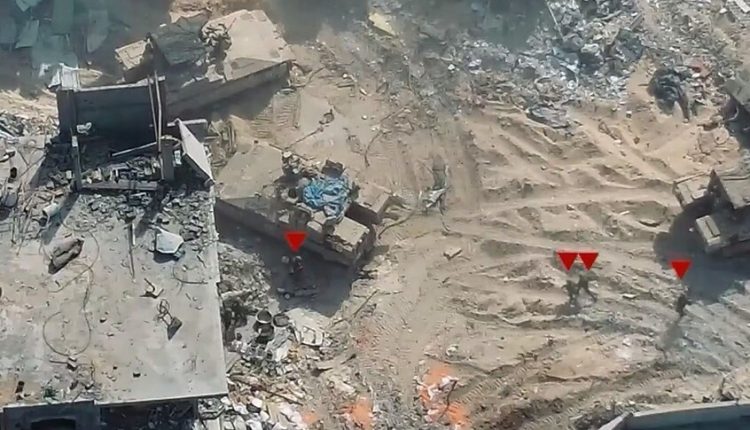بكاميرا مسيرة إسرائيلية بعد إسقاطها..”كتائب القسام” تنشر مشاهد اشتباكاتها مع قوات إسرائيلية (فيديو)