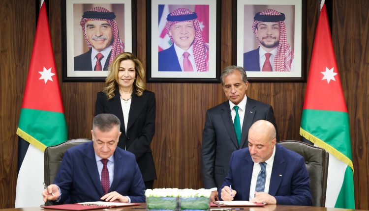 متى يبدأ العمل بتأمين الأردنيين لعلاج السرطان مجاناً؟