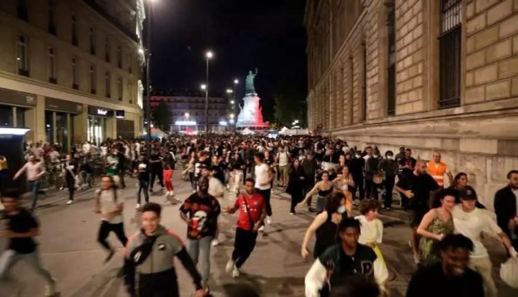 يوم مرعب في فرنسا.. طعن عشرات النساء بإبر في احتفالات عيد الموسيقى… تفاصيل