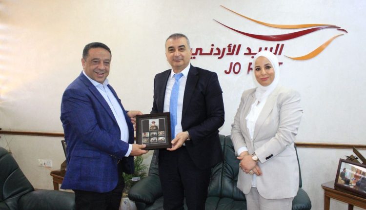 النائب الزيادين يشيد بالنقلة النوعية التي تشهدها شركة البريد الأردني