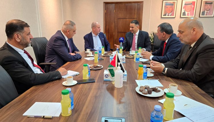 “الاستثمار النيابية” تزور شركة بيت التصدير