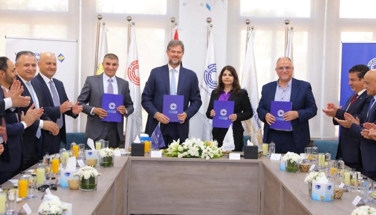 البنك الأردني الكويتي وجامعة الأميرة سمية للتكنولوجيا يعلنان عن إنشاء مركز تعليمي لعمليات الأمن السيبراني بالتعاون مع شركة إسناد لتكنولوجيا المعلومات وشركة آفاق حيان لتقنية المعلومات
