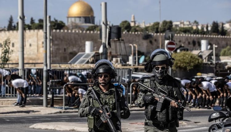 الاحتلال الإسرائيلي يغلق أبواب المسجد الأقصى ويمنع وصول المصلين للجمعة الثانية