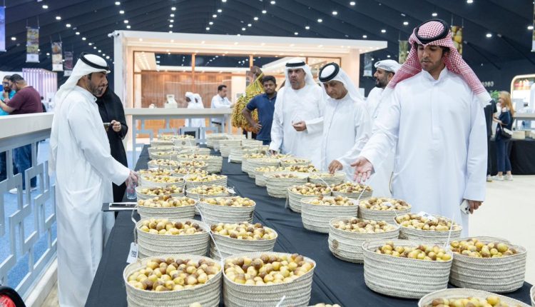 مهرجان ليوا للرطب يتوج الفائزين بمسابقة مزاينة الشيشي