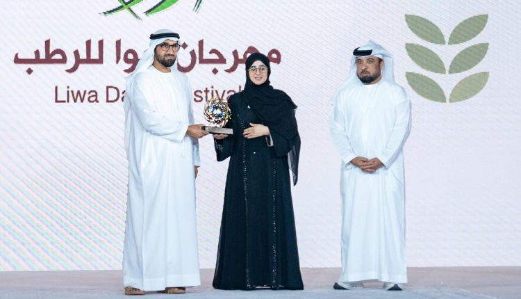 هيئة أبوظبي للتراث تكرم شركاء نجاح مهرجان ليوا للرطب