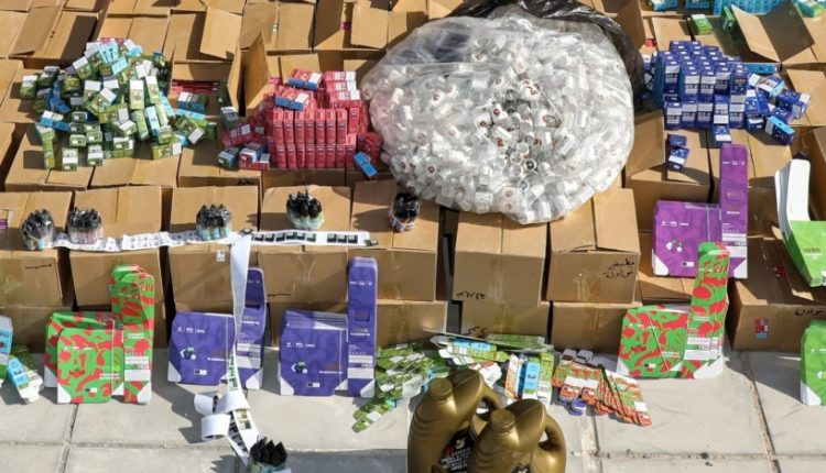 الجمارك الأردنية تضبط 30 ألف عبوة “جوس تدخين” مقلدة