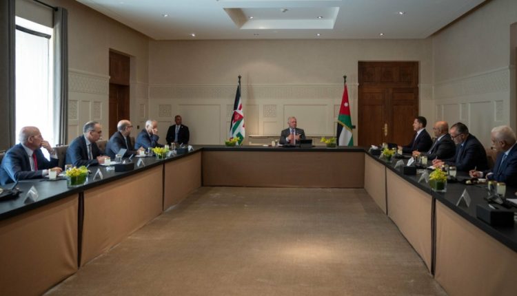 الملك: مستمرون في تقديم كل ما بوسعنا من منطلق واجبنا الأخلاقي والإنساني والعروبي، الذي لا نمن به ولا ننتظر الشكر عليه