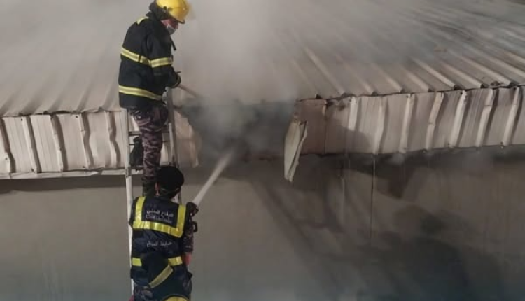 الامن حريق ضخم يلتهم سوقًا شعبيًا في جبل الحسين