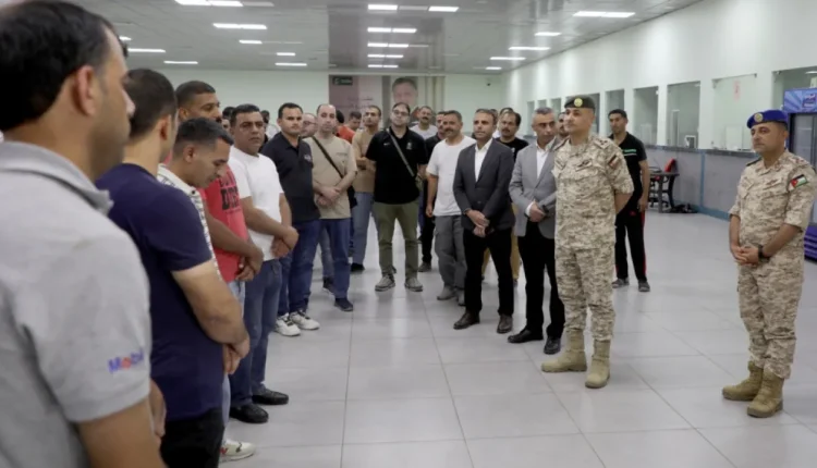 وصول طواقم المستشفى الميداني الأردني جنوب غزة/7 إلى أرض المهمة