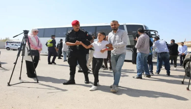 الاردن ينفذ إجلاء بريا لـ34 مريضا من غزة الأربعاء