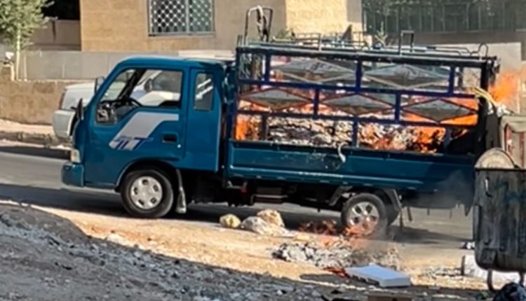 حريق بمركبة في الهاشمي الشمالي صباح اليوم .. فيديو