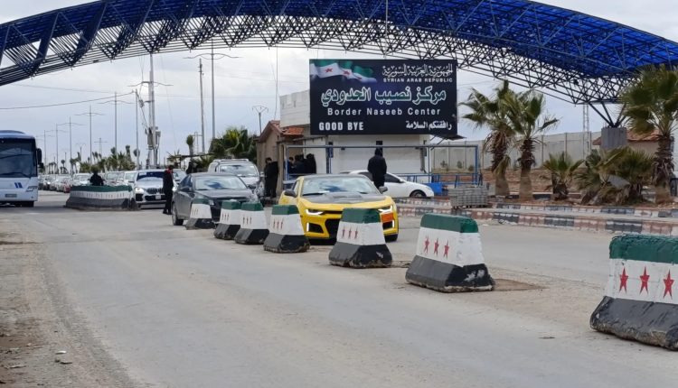 الحاج توفيق: عبور أكثر من 17 ألف شاحنة اسمنت من الأردن لسوريا منذ سقوط الأسد..