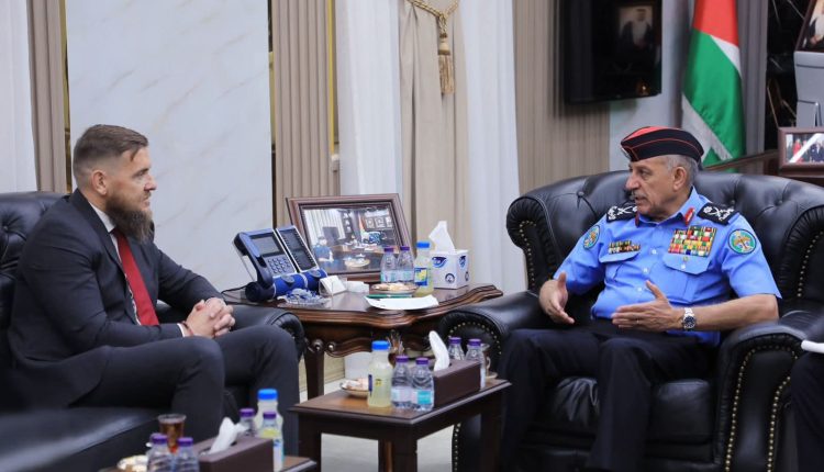 مدير الأمن العام يلتقي السّفير البولندي