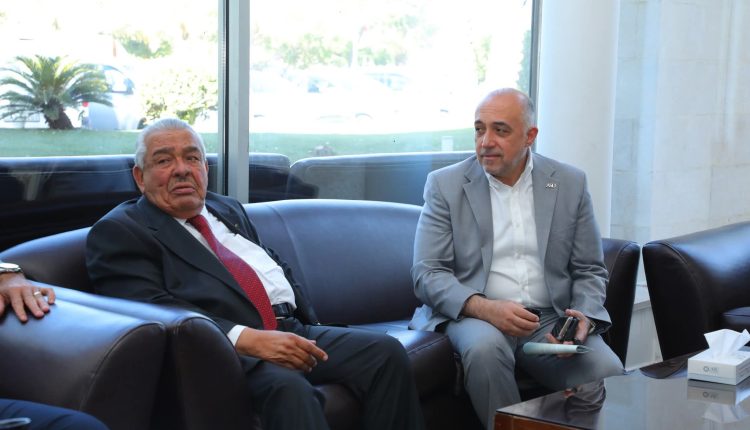 جامعة العلوم التطبيقية الخاصة تستضيف ندوة لإشهار كتاب “شذرات من تاريخ الأردن” لدولة الدكتور عبدالرؤوف الروابدة بتنظيم من مركز التوثيق الملكي