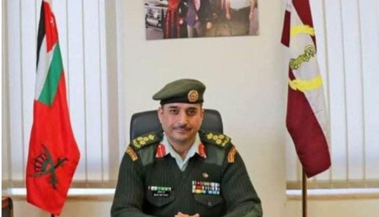 الحموري مديراً للخدمات الطبية وترفيع الزريقات إلى رتبة لواء وإحالته للتقاعد