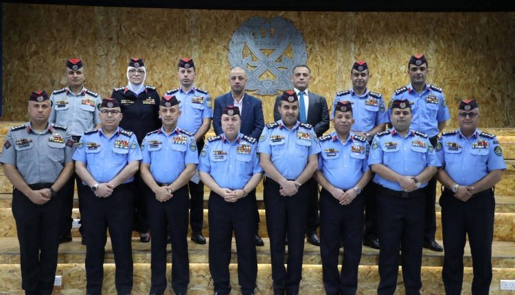 مديرية الأمن العام تحتفل بتخريج دورة “القادة أمام الإعلام”