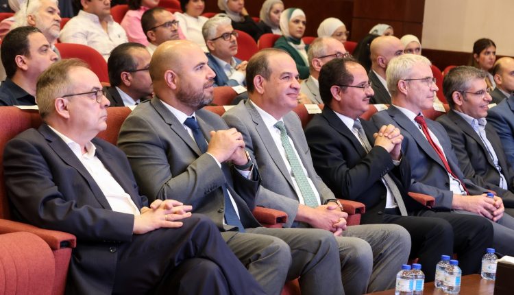 وزير الاقتصاد الرقمي والريادة يرعى افتتاح منتدى مشاريع التخرج 2025 في الجامعة الألمانية الأردنية
