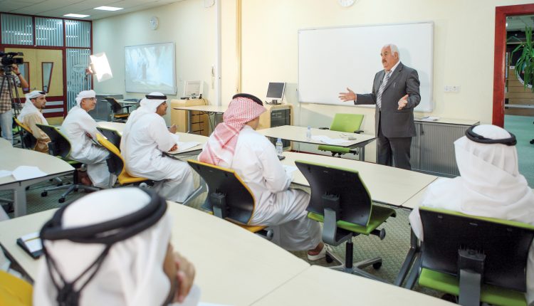 أكاديمية الشعر تعلن فتح باب التسجيل للموسم الأكاديمي الثامن عشر 2025