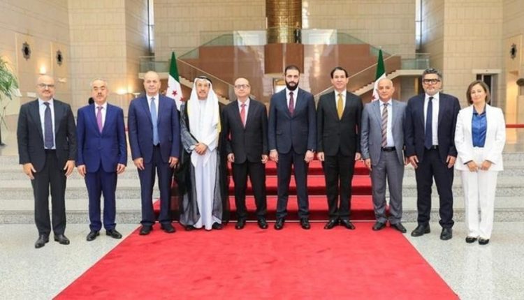الرئيس السوري يستقبل  وفداً إعلامياً عربياً في دمشق.. تفاصيل