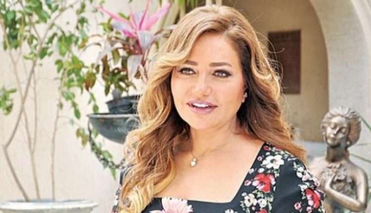 تفاصيل حادث الفنانة ليلى علوي في الساحل الشمالي ..مصر