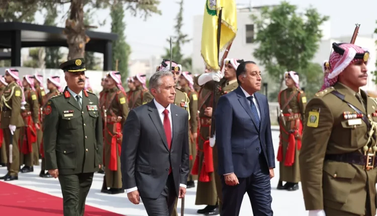 حسان يستقبل رئيس الوزراء المصري قبيل اجتماعات اللجنة العُليا الأردنية – المصرية
