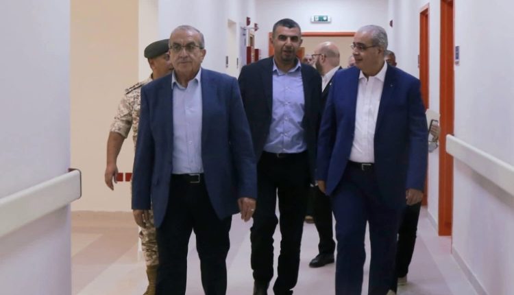 وزيرا “الأشغال” و”الصحة” يطلعان على خطط تشغيل مستشفى الأميرة بسمة الجديد