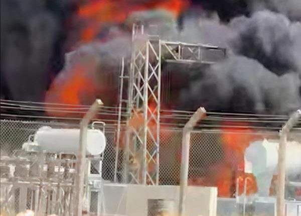 الأمن العام : كوادر الإطفاء في الدفاع المدني تخمد حريق محول كهرباء في منطقة الصبيحي