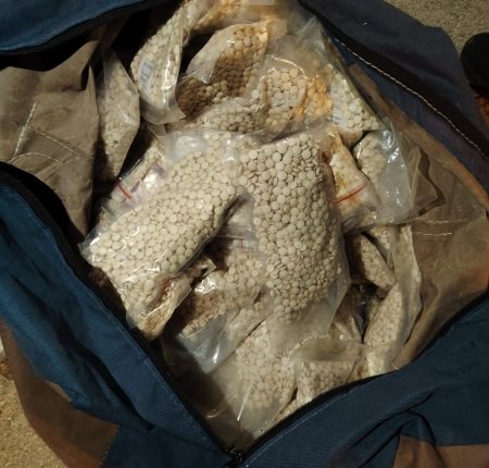 إحباط ثلاث قضايا مخدرات كبرى وضبط 600 ألف حبة و189 كف حشيش في الأردن