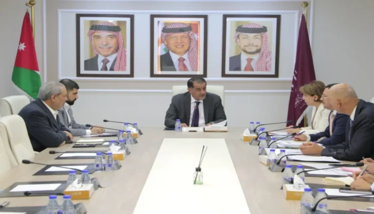 هيئة الخدمة: تعليمات جديدة لضبط تعيينات شراء الخدمات في الحكومة