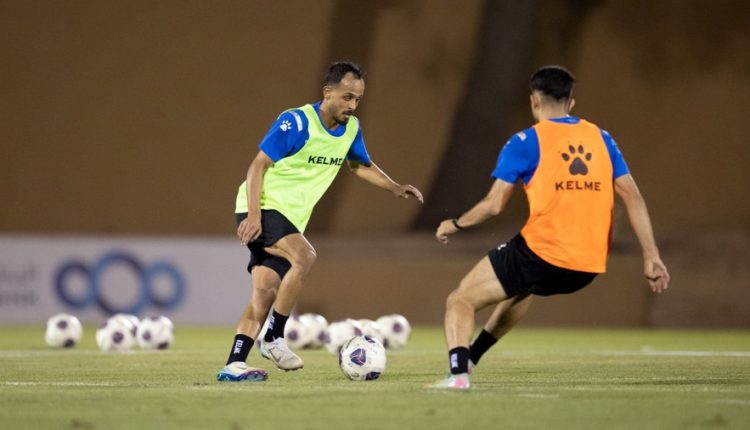 المنتخب الوطني لكرة القدم يبدأ تدريباته استعدادا لمباراتي روسيا والدومينيكان